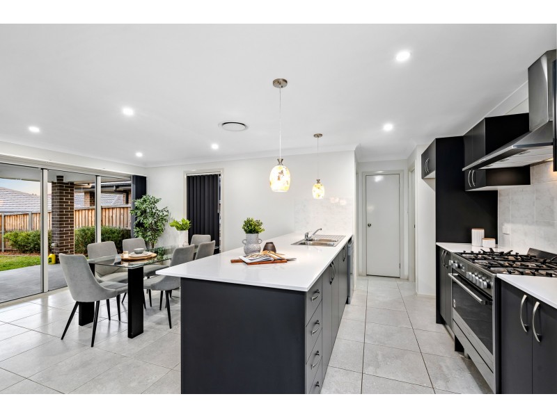 59 Valletta Drive, Box Hill NSW 2765