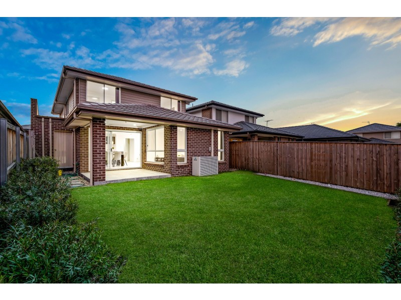 59 Valletta Drive, Box Hill NSW 2765