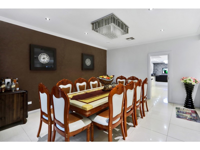 11 Wilson Avenue, Beaumont Hills NSW 2155