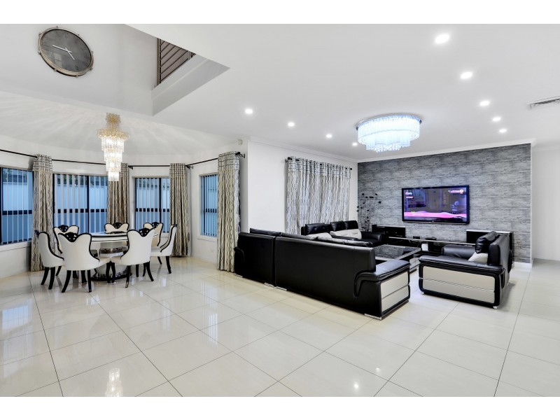 11 Wilson Avenue, Beaumont Hills NSW 2155