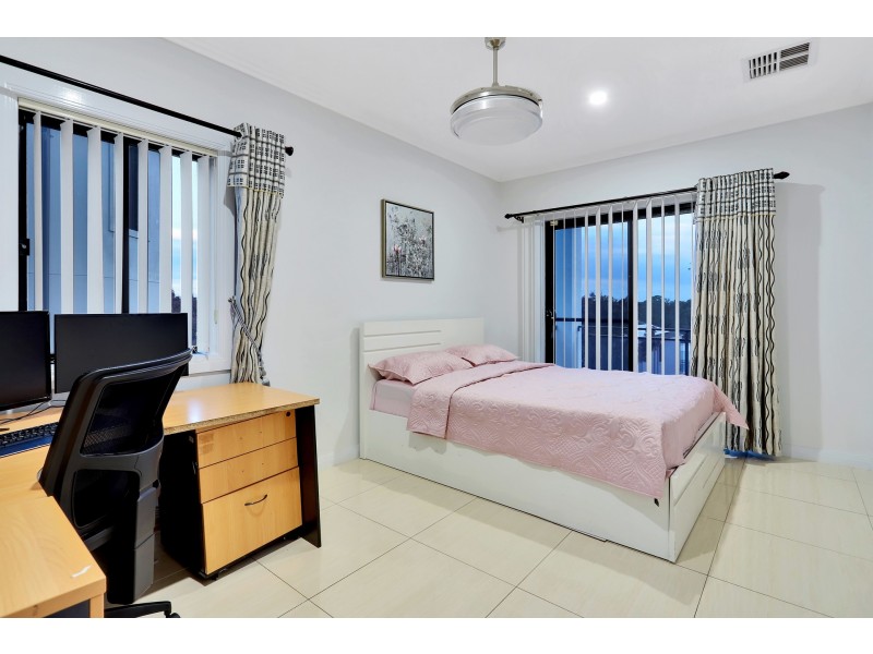 11 Wilson Avenue, Beaumont Hills NSW 2155