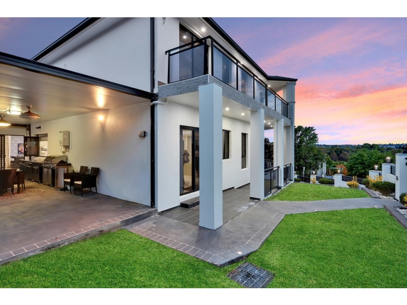 11 Wilson Avenue, Beaumont Hills NSW 2155