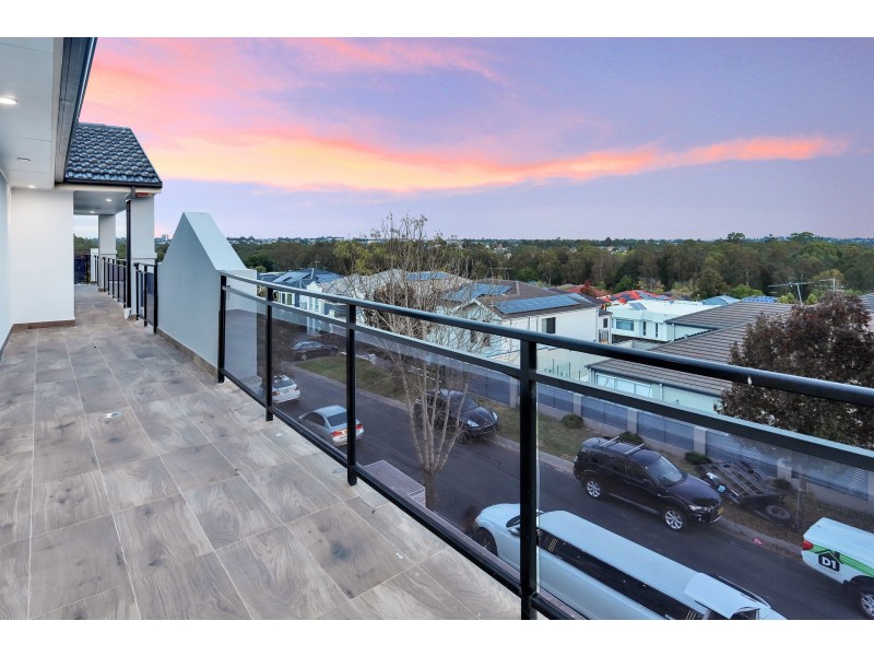 11 Wilson Avenue, Beaumont Hills NSW 2155