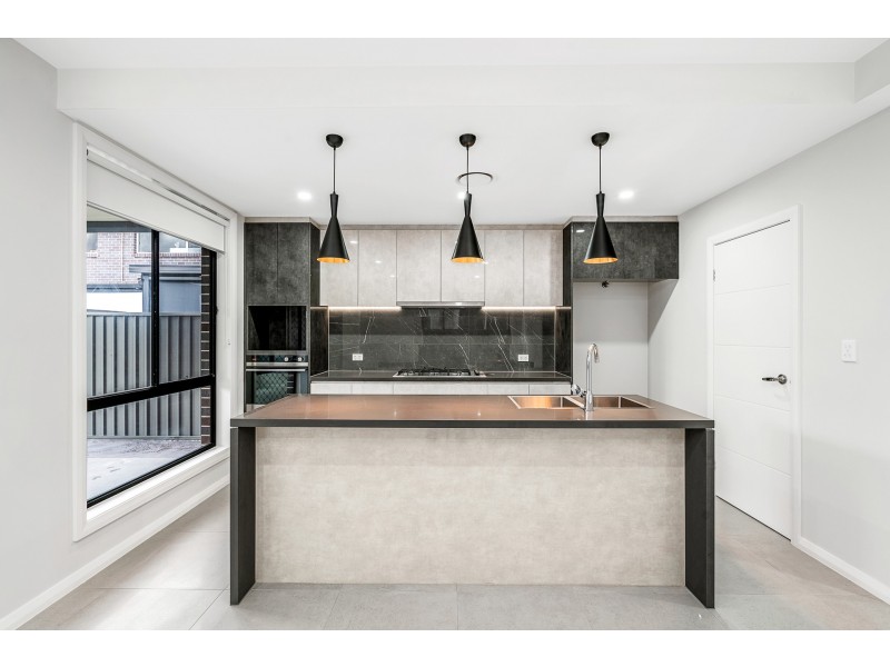 2 Gowrie Street, The Ponds NSW 2769