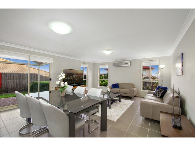 19 Glenheath Avenue, Kellyville Ridge NSW 2155