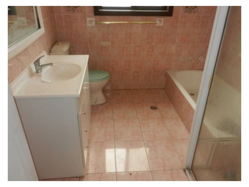 88 Sackville Street, Fairfield NSW 2165