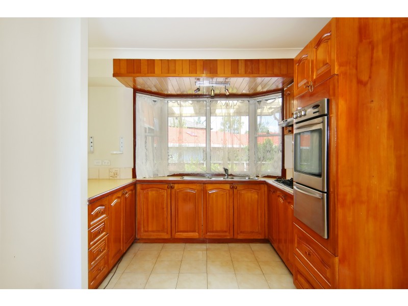 Greenfield Park NSW 2176