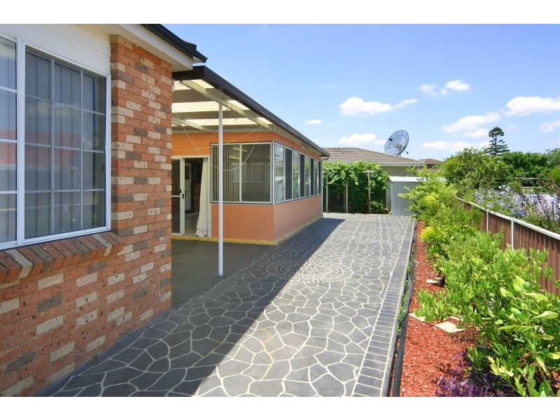 Greenfield Park NSW 2176