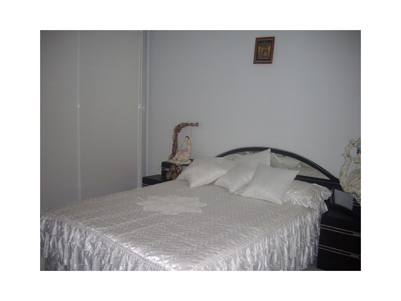 Edensor Park NSW 2176
