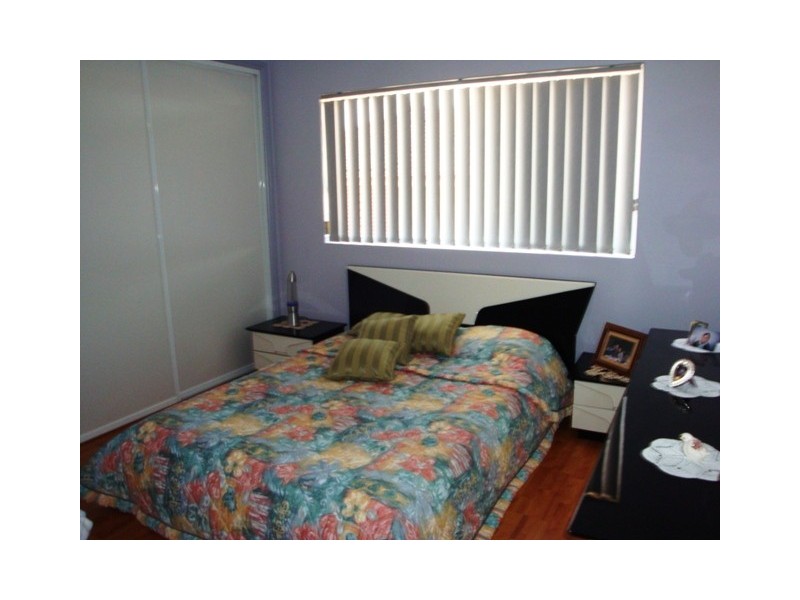 Edensor Park NSW 2176