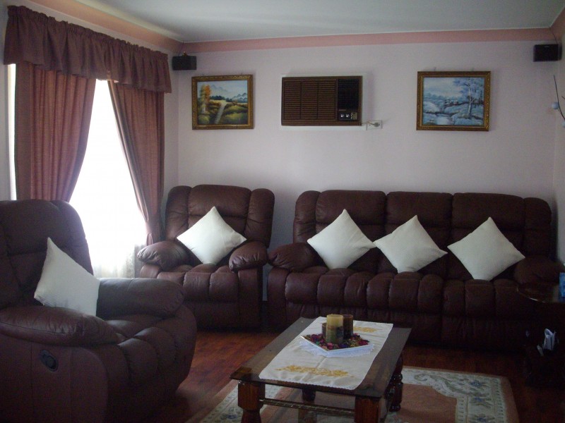 Edensor Park NSW 2176