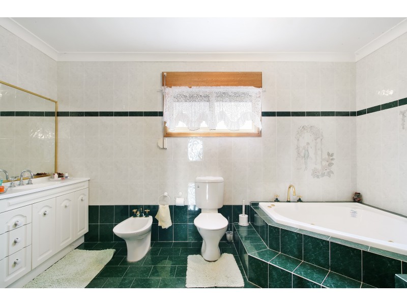 Bossley Park NSW 2176