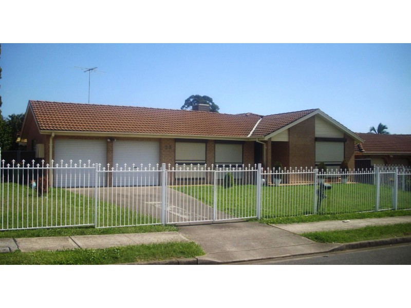 Edensor Park NSW 2176