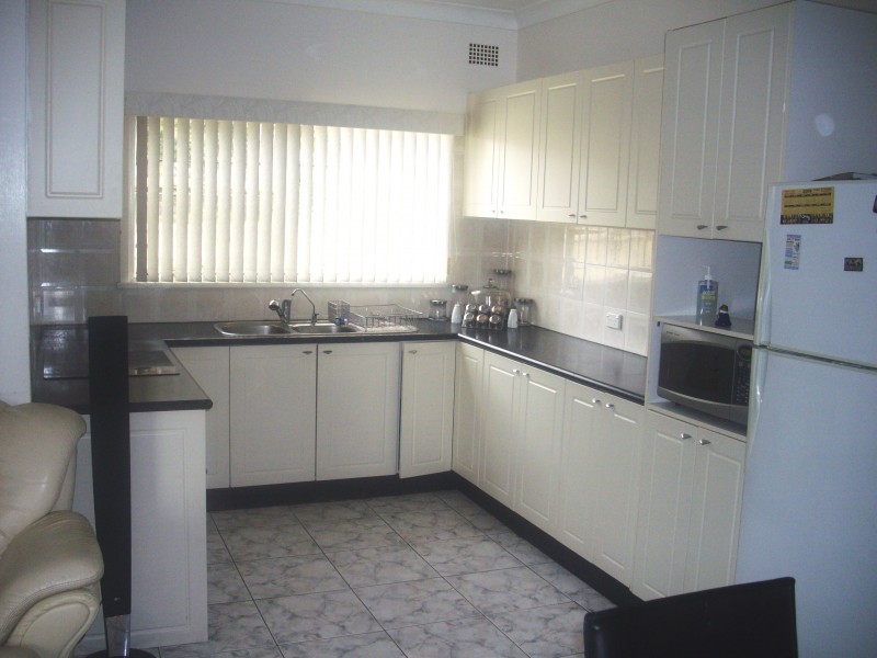 Fairfield West NSW 2165