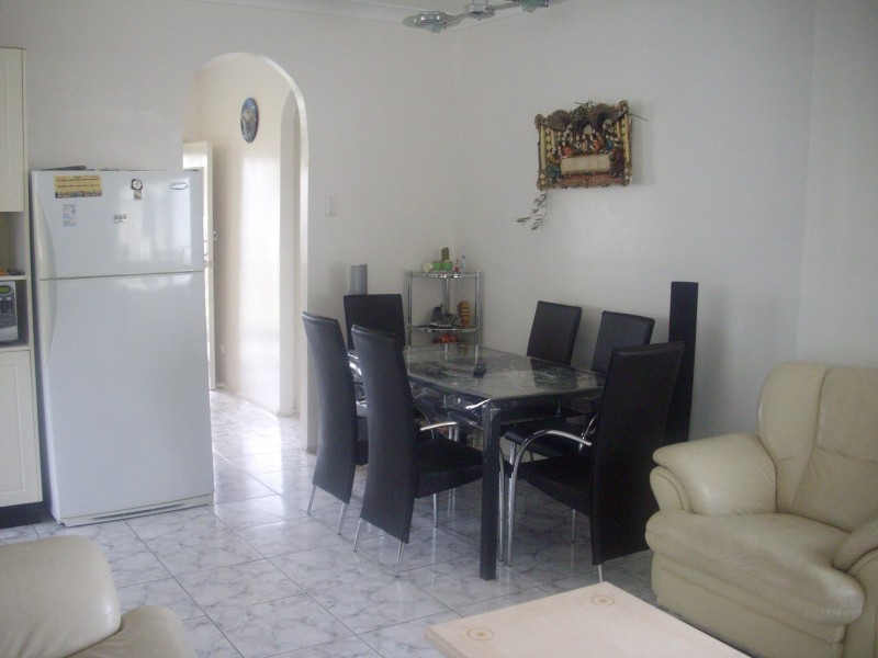 Fairfield West NSW 2165