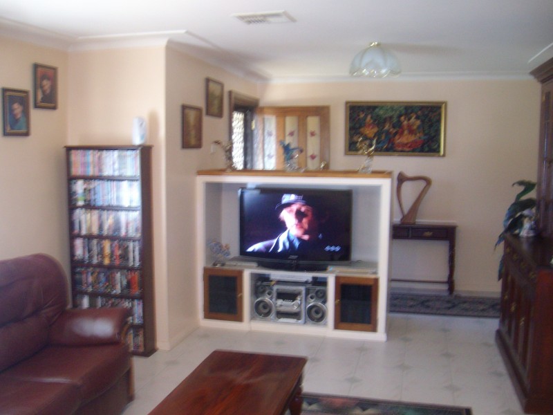 Fairfield West NSW 2165