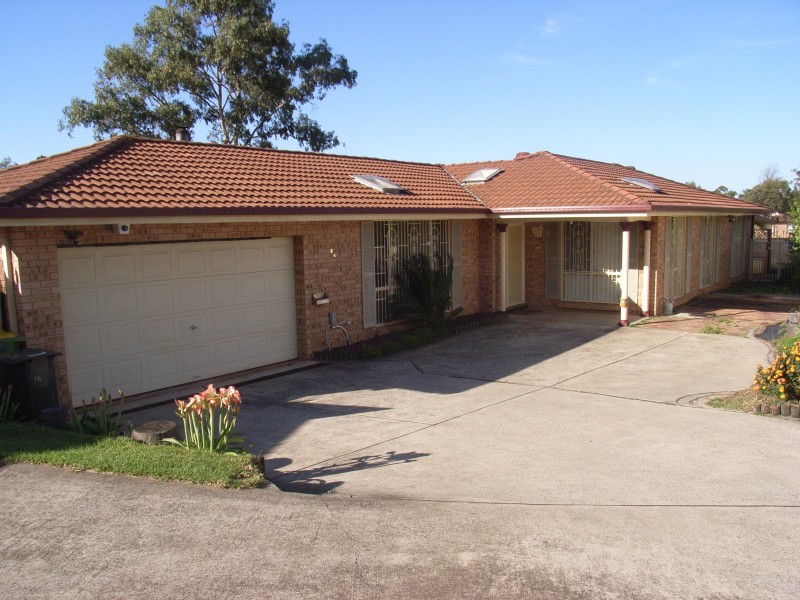 Edensor Park NSW 2176