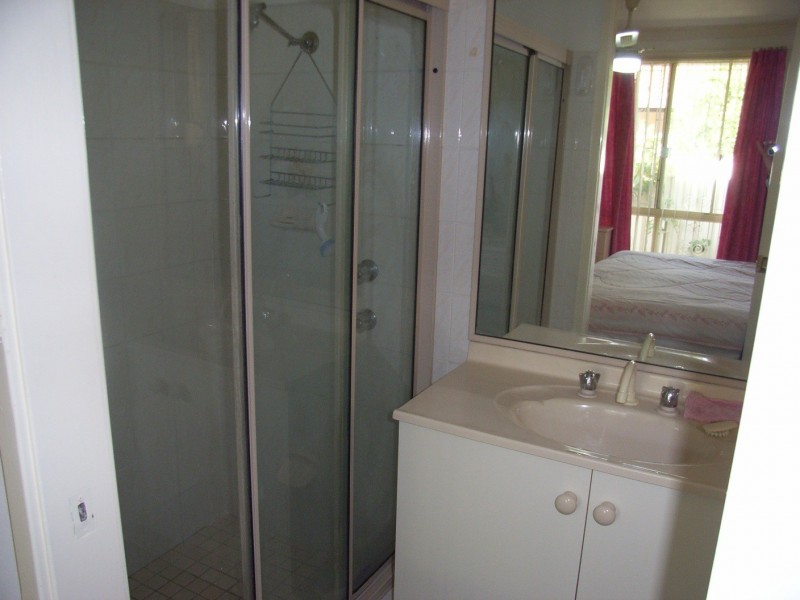 Edensor Park NSW 2176