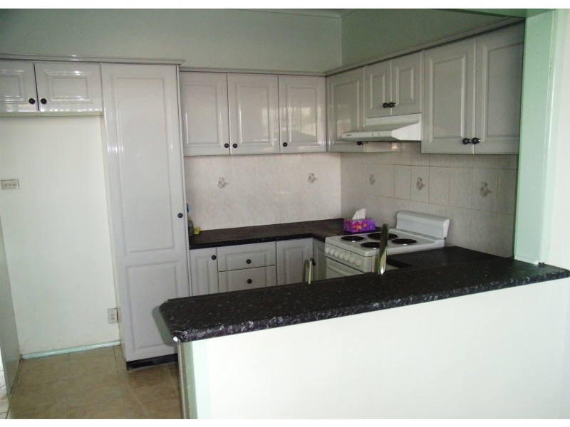 Fairfield West NSW 2165