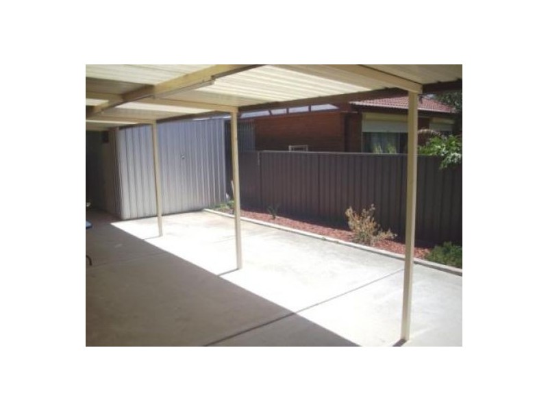 Bossley Park NSW 2176