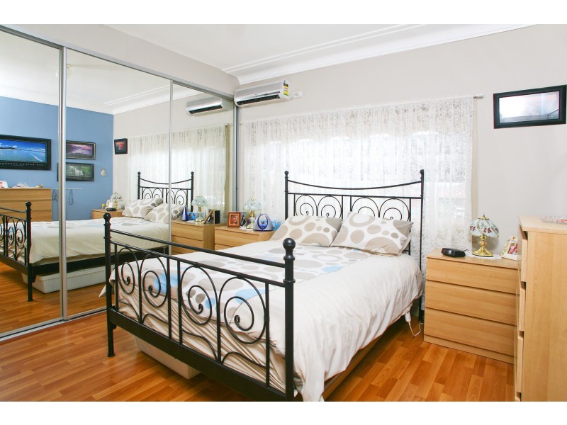 18 Rowley Street, Smithfield NSW 2164