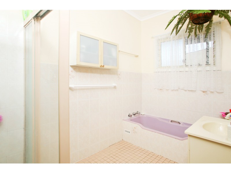 18 Rowley Street, Smithfield NSW 2164