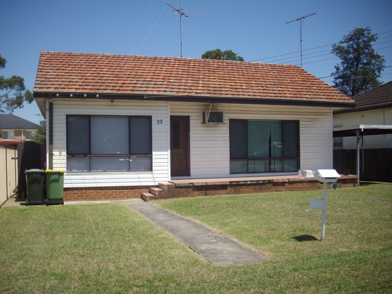 23 The Grove, Fairfield NSW 2165
