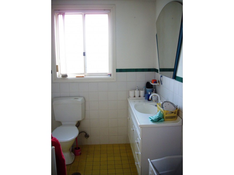 Fairfield West NSW 2165