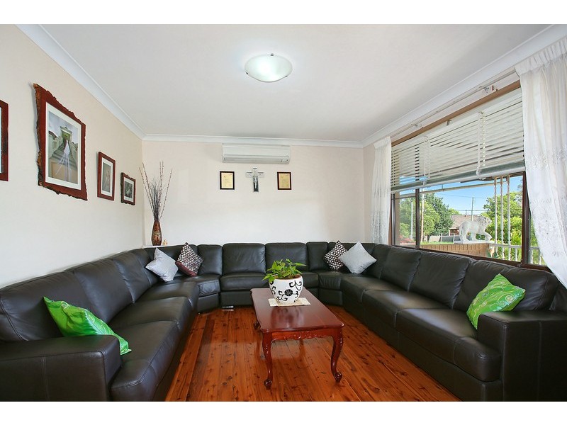 15 Murray Street, Smithfield NSW 2164