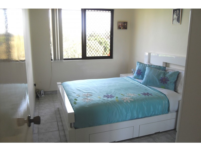 Fairfield NSW 2165