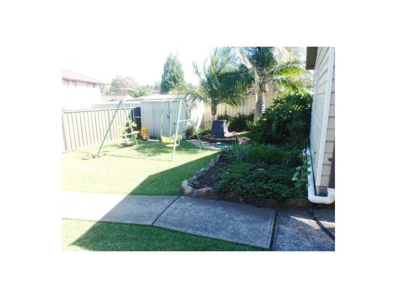 Bossley Park NSW 2176