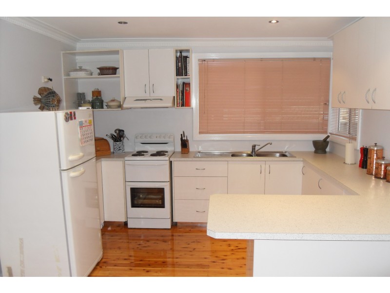 39 Kambala Crescent, Fairfield West NSW 2165