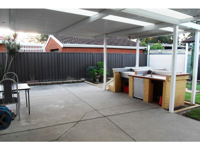 39 Kambala Crescent, Fairfield West NSW 2165