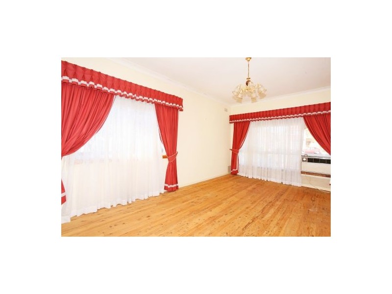 10 Hiland Street, Smithfield NSW 2164