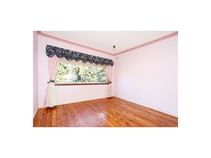 10 Hiland Street, Smithfield NSW 2164