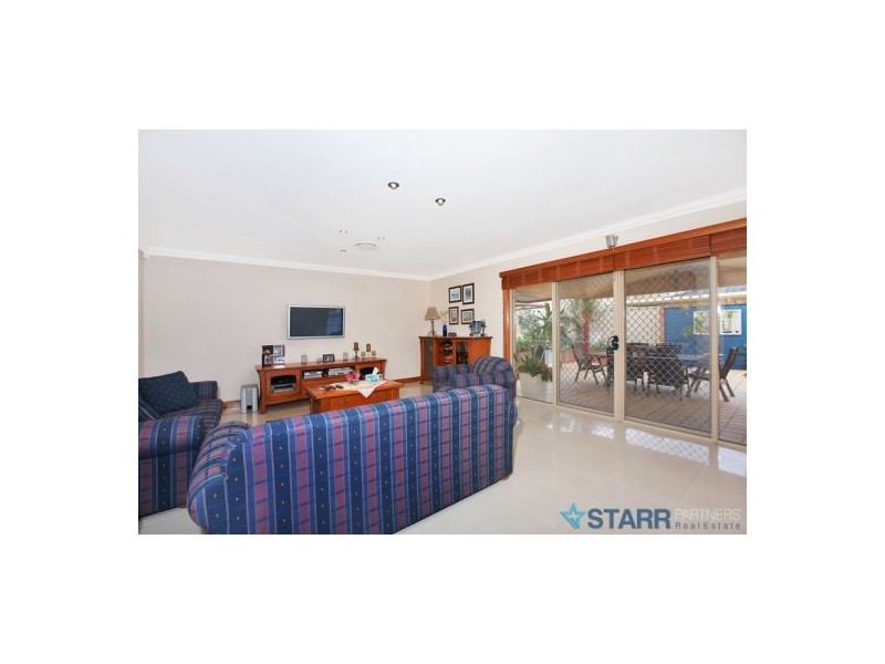 25 Rafter Crescent, Abbotsbury NSW 2176