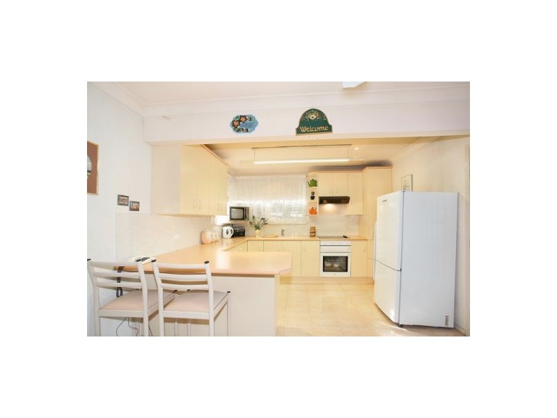 Fairfield West NSW 2165