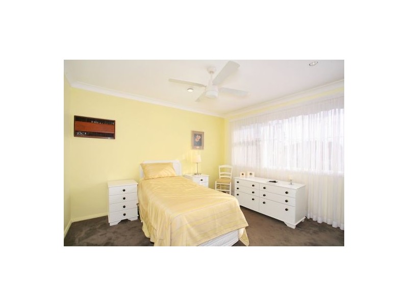 Fairfield West NSW 2165