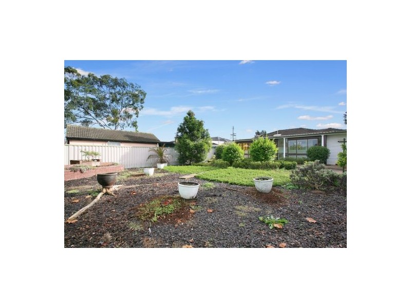 Fairfield West NSW 2165