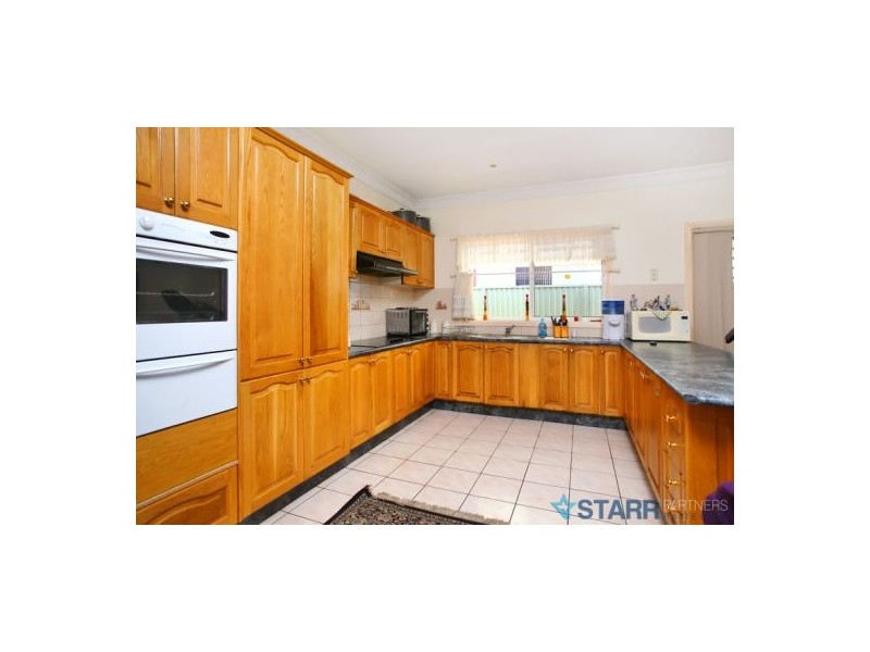 52a Station Street, Fairfield Heights NSW 2165
