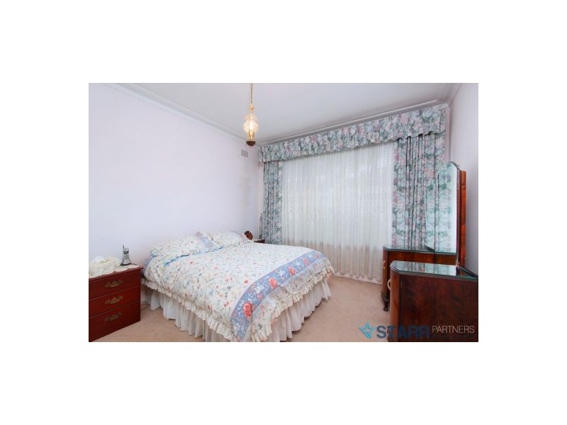 6 Wray Street, Fairfield NSW 2165