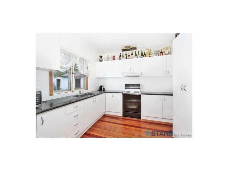 33 & 33a Eton Street, Smithfield NSW 2164