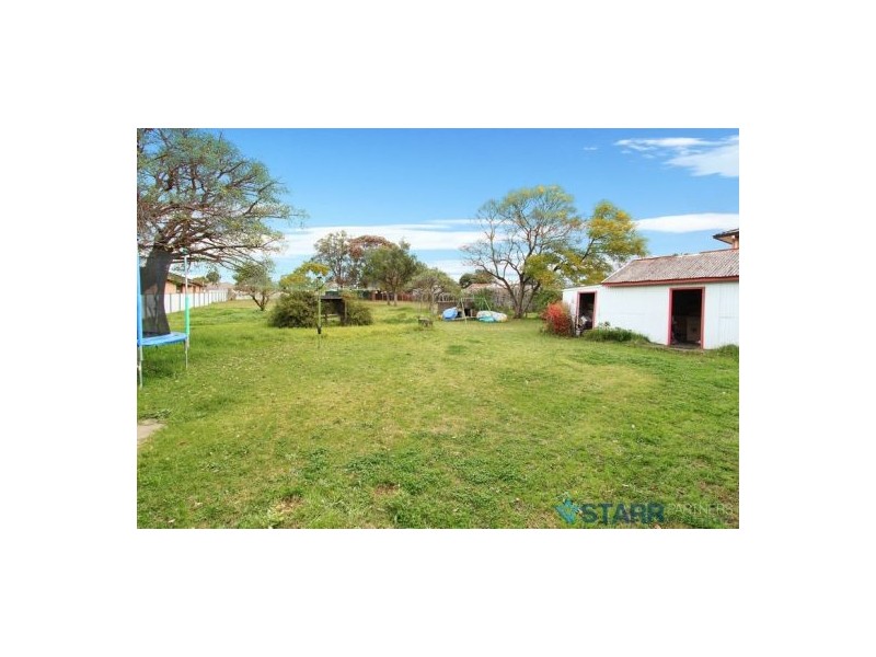 33 & 33a Eton Street, Smithfield NSW 2164