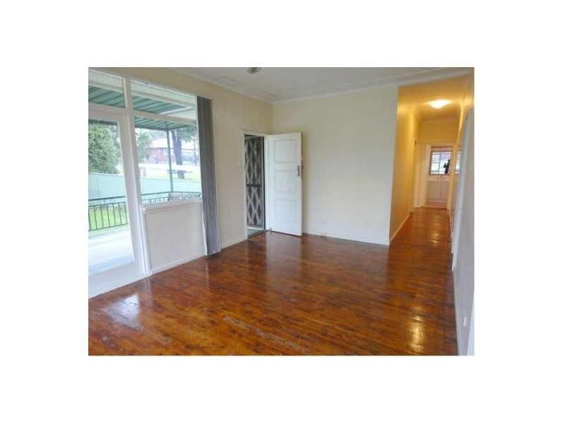 Fairfield West NSW 2165