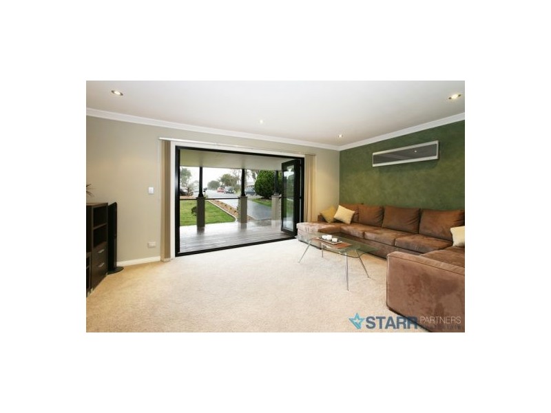 Ruse NSW 2560