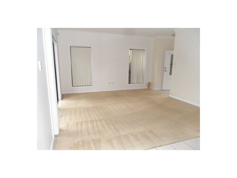 Canley Heights NSW 2166