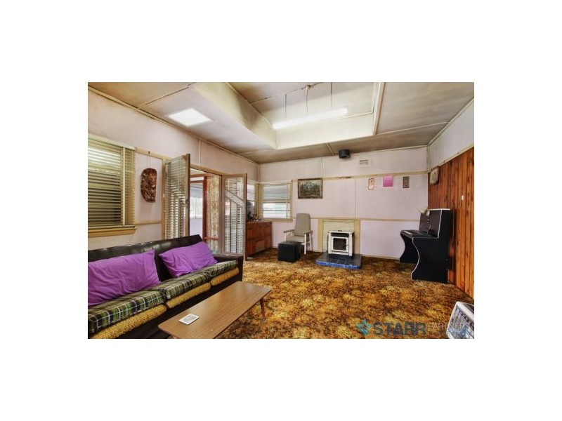 24 Loftus Street, Fairfield East NSW 2165