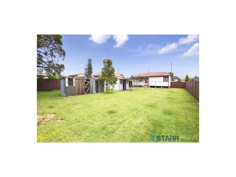 24 Loftus Street, Fairfield East NSW 2165