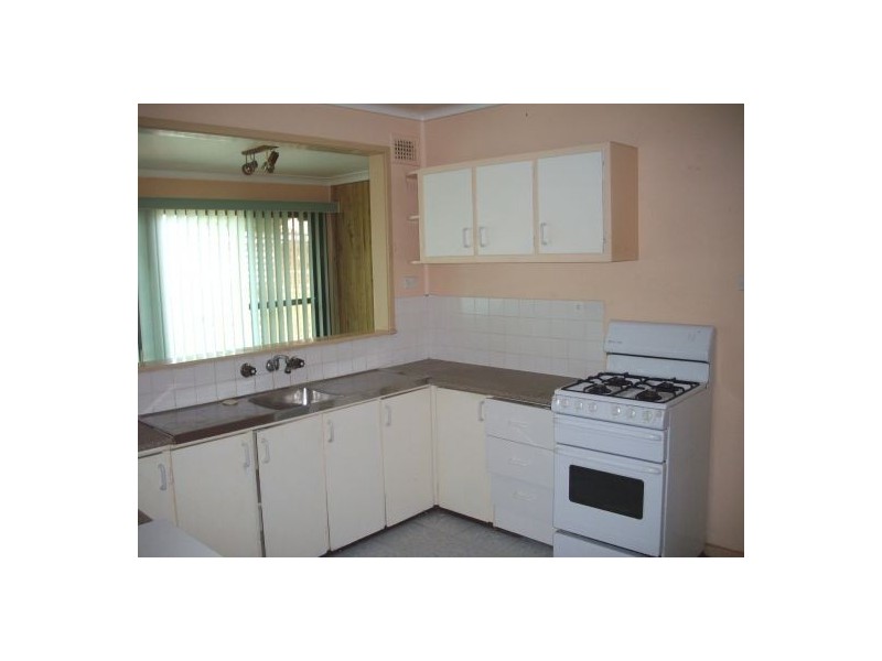 Fairfield West NSW 2165