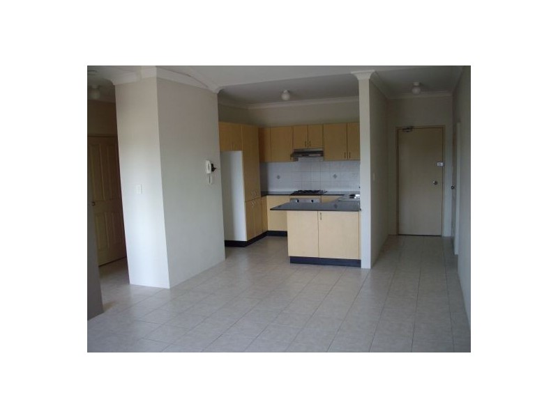 Fairfield NSW 2165
